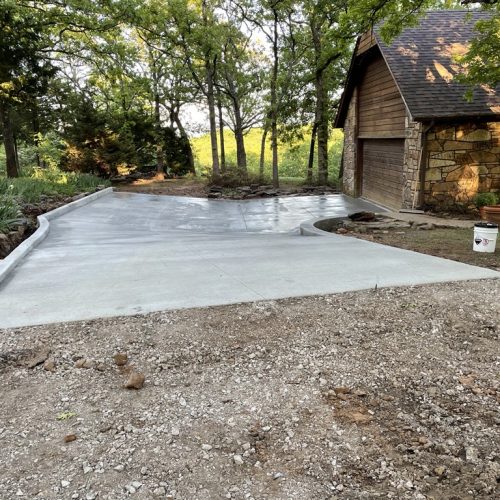 driveways made of concrete